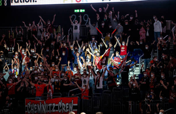 不仅为我们 不仅为我们