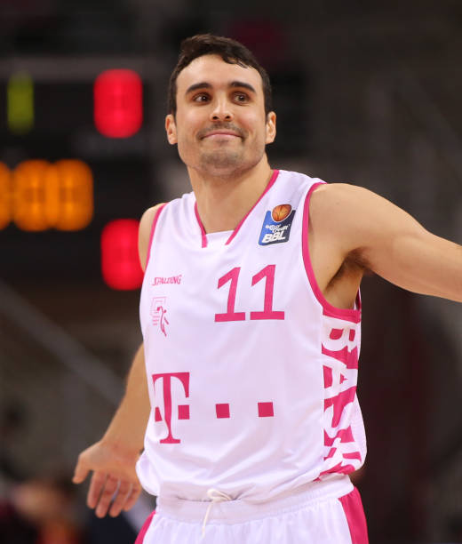 线篮板有一 线篮板有一