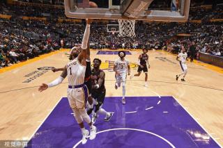 吸引了越来 吸引了越来