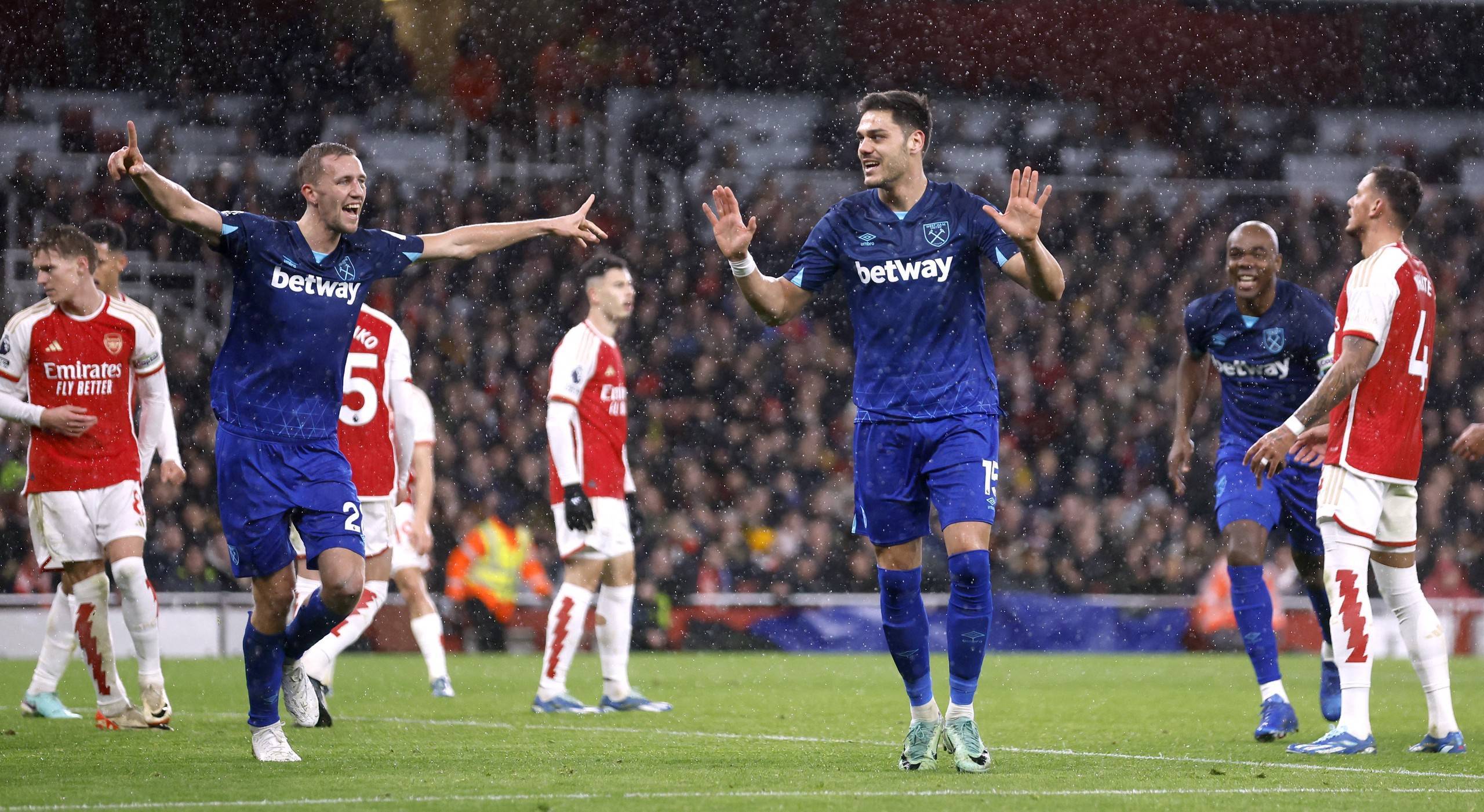 特别是本赛 特别是本赛